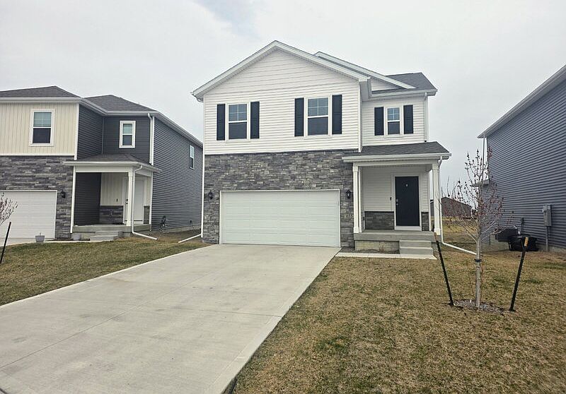 1st image of 655 NW Williamsburg Ln