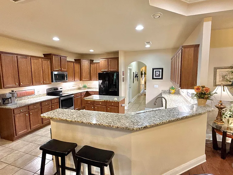 697 Parish Lakes Dr — Photo 12