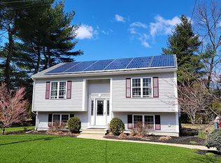 36 Hayes St, Leominster, MA 01453