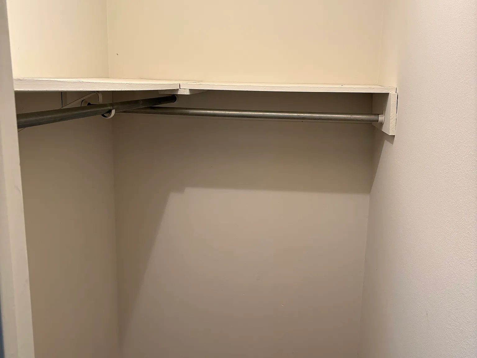 2 bed, 950 sqft, $1,100 — Photo 4
