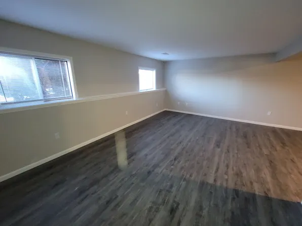 Village West Apartments, 7 Village West Ct APT 101, Washington, MO 63090