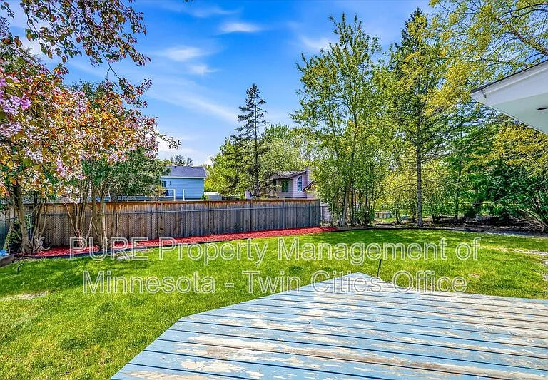 10247 Nottingham Trl — Photo 42