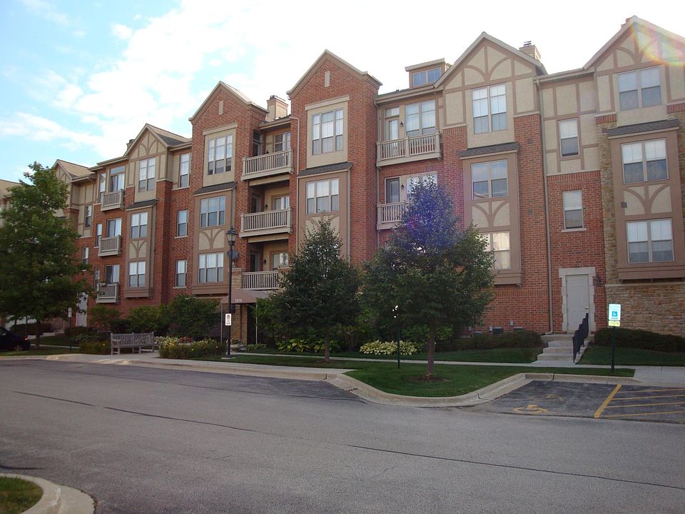 1st image of 1914 Farnsworth Ln #307