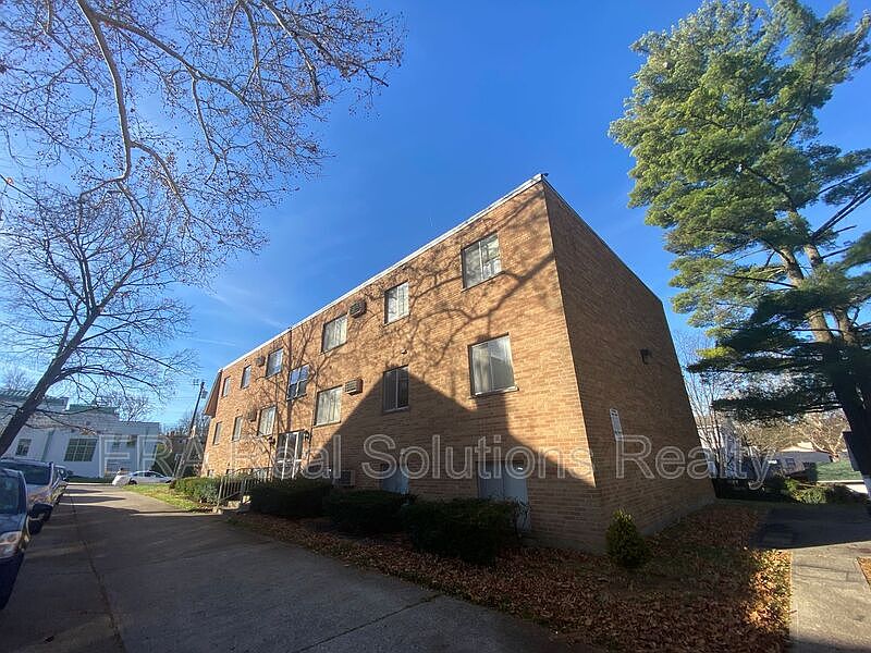 3006 Montana Ave Cincinnati, OH, 45211 Apartments for Rent Zillow