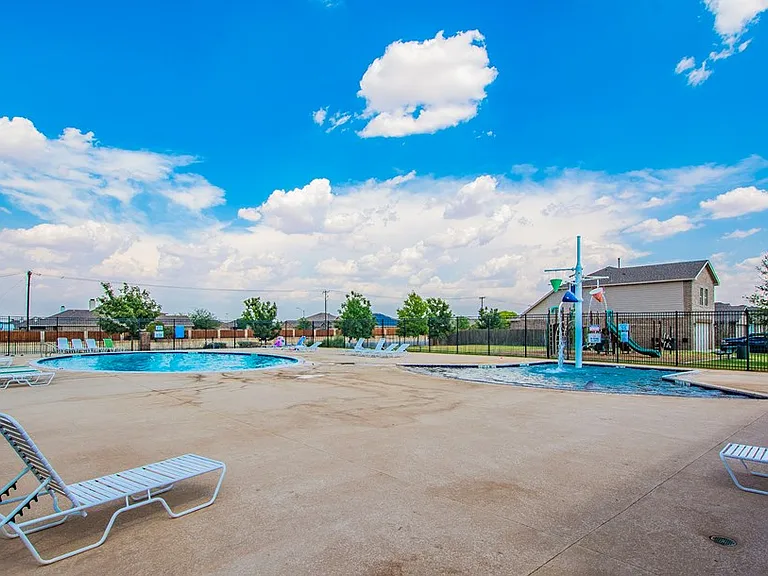 6807 Hall Of Fame Blvd — Photo 9