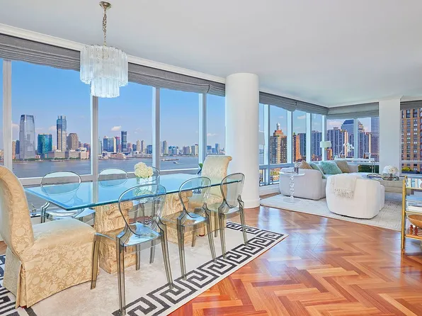 10 Little St W #18A, Brooklyn, NY 11201