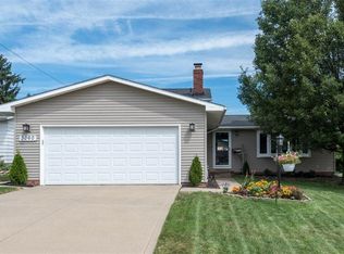 3060 Marda Dr, Parma, OH