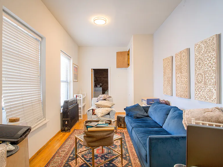 333 E 17th St #4 — Photo 1