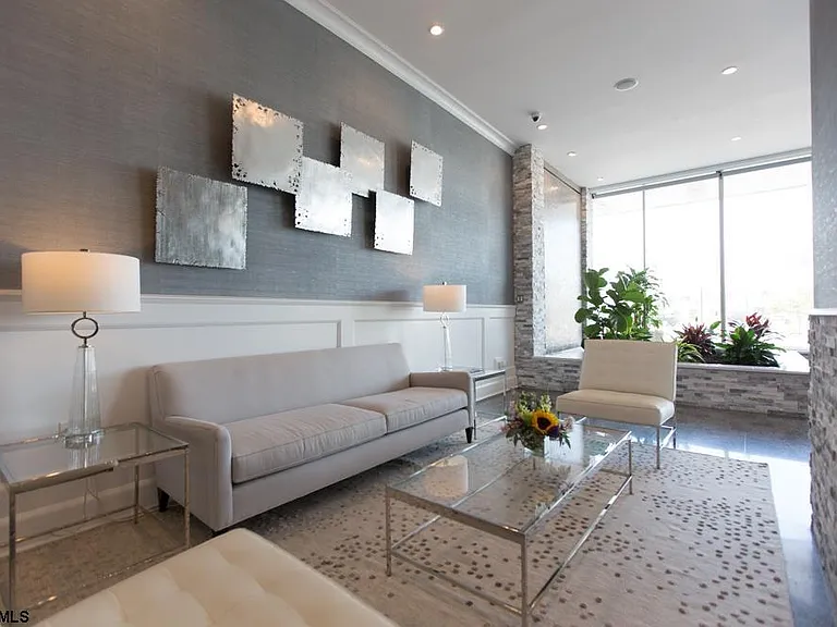 9400 Atlantic Ave #718 — Photo 32