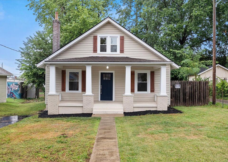 1st image of 103 Blue Grass Ave
