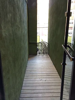 Rented by CENTERPIECE CAPITAL GROUP INC | media 3