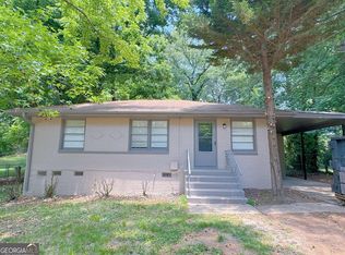 634 Currie Dr, Forest Park, GA 30297