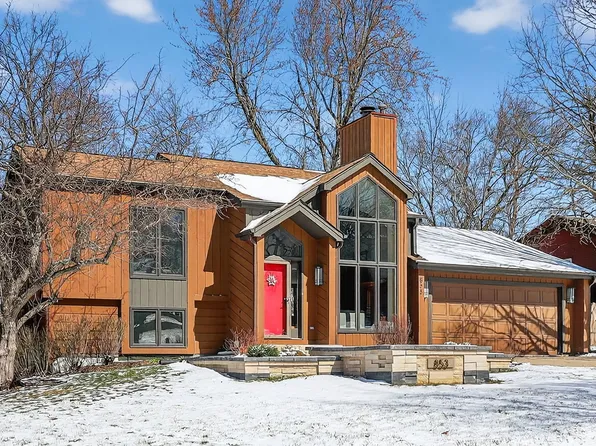 853 Bonnie Brae Ln, Bolingbrook, IL 60440