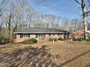 8005 Corteland Dr, Knoxville, TN 37909