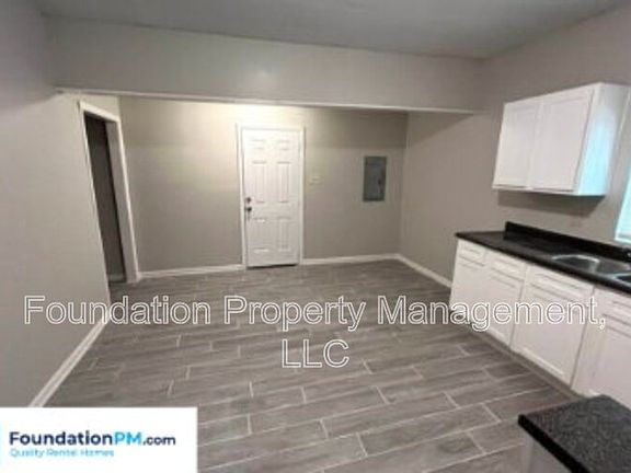 4th image of 735 Roanoke Ave