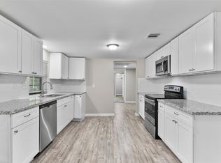 6905 Speaker St, Hitchcock, TX 77563