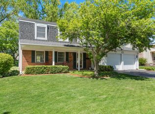 1712 Sutton Ln, Schaumburg, IL 60194