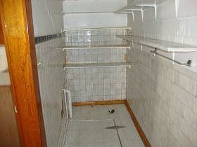 5th image of 216 N Austin Ave