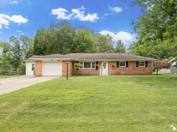 9868 Pamela Dr, Temperance, MI 48182