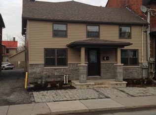 253 Queen St #1, Kingston, ON K7K1B5