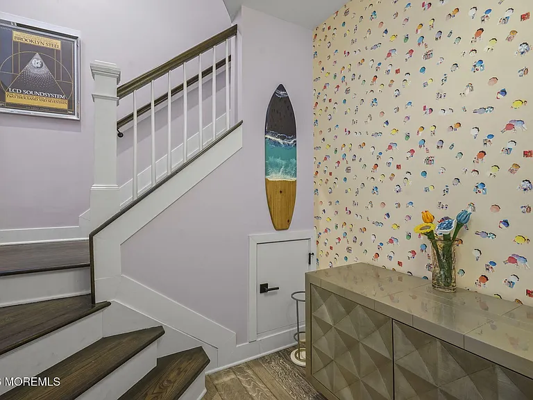 300 Asbury Ave #14 — Photo 32