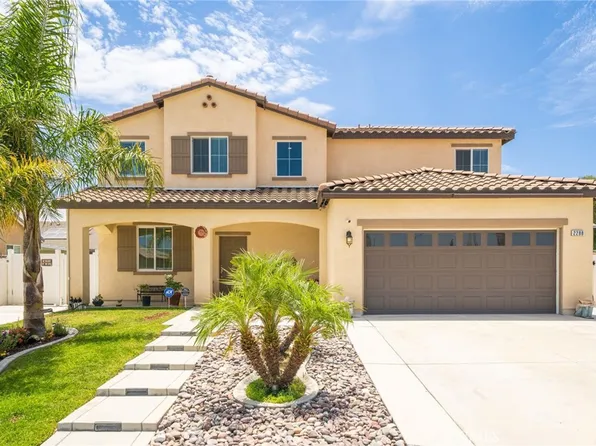 2288 Seagull Ct, San Jacinto, CA 92582
