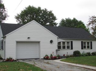 641 S Summit St, Bowling Green, OH 43402