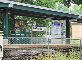 20 Sherwood St APT 2, Valhalla, NY 10595