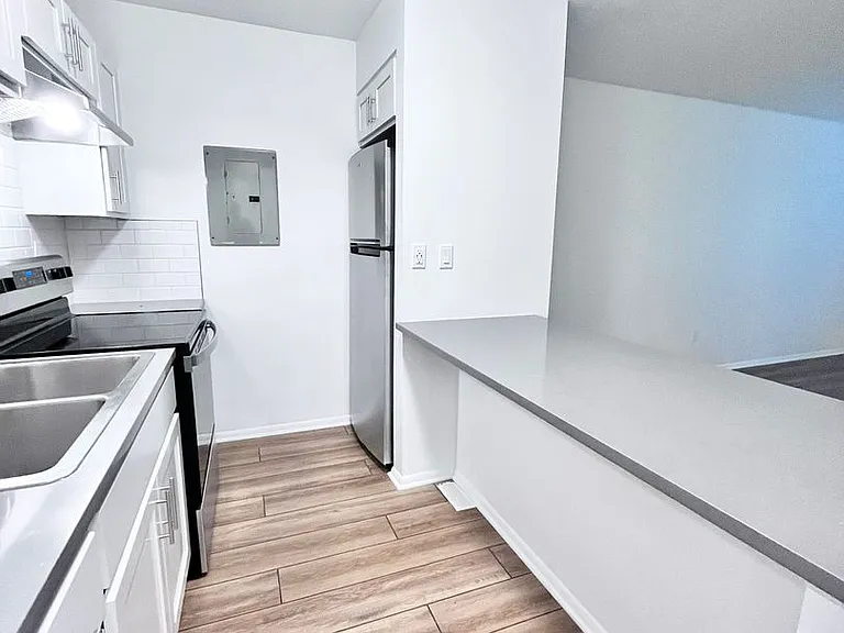 Acres Crossing Apartments — Photo 18