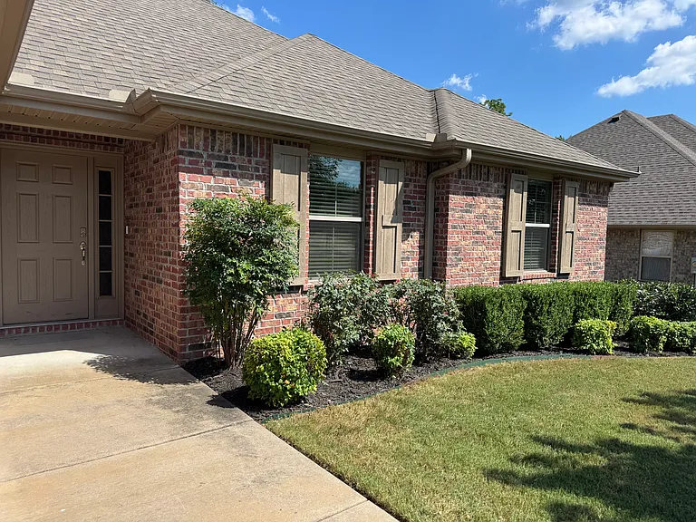 4027 Benjamin Ln — Photo 2