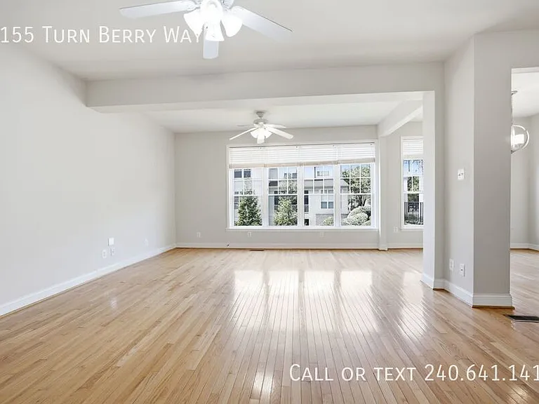 2155 Turnberry Way — Photo 4