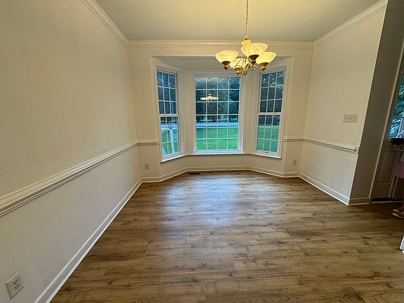 4th image of 14190 Country Club Dr