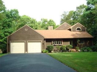 13 Lang St, Lakeville, MA 02347