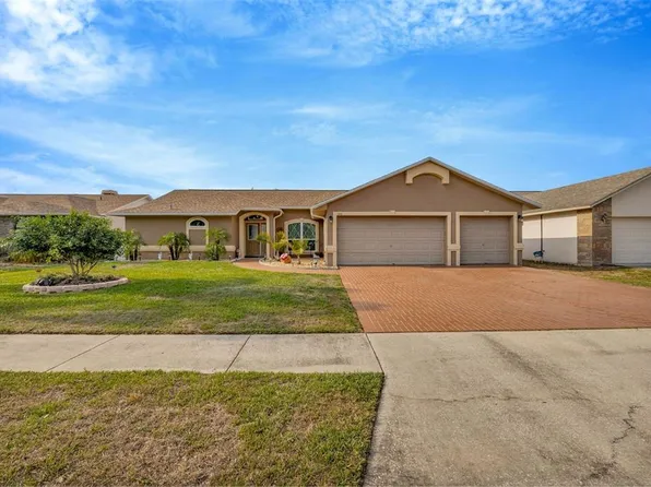 1410 Monte Lake Dr, Valrico, FL 33596