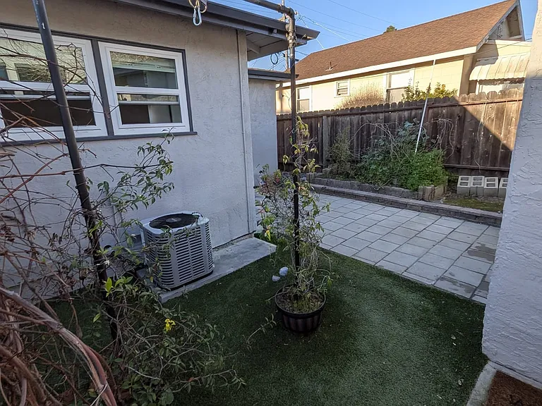 3876 Almond Ave — Photo 19