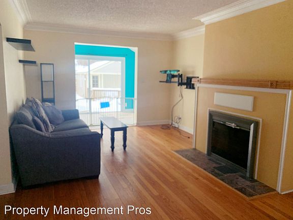 5th image of 1028 N Blair Ave