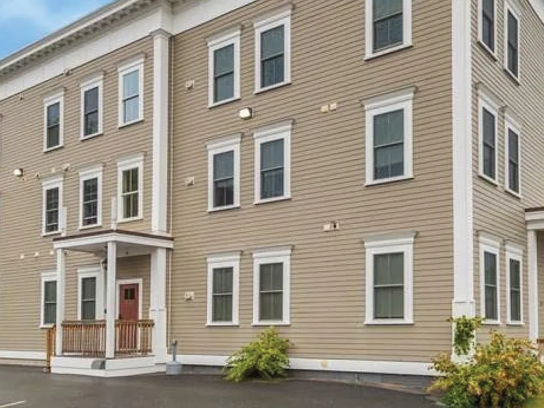 76 Grant St #3A — Photo 12