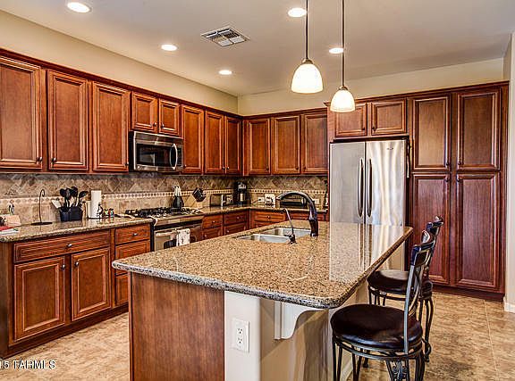 5th image of 942 N Glen Canyon Ct
