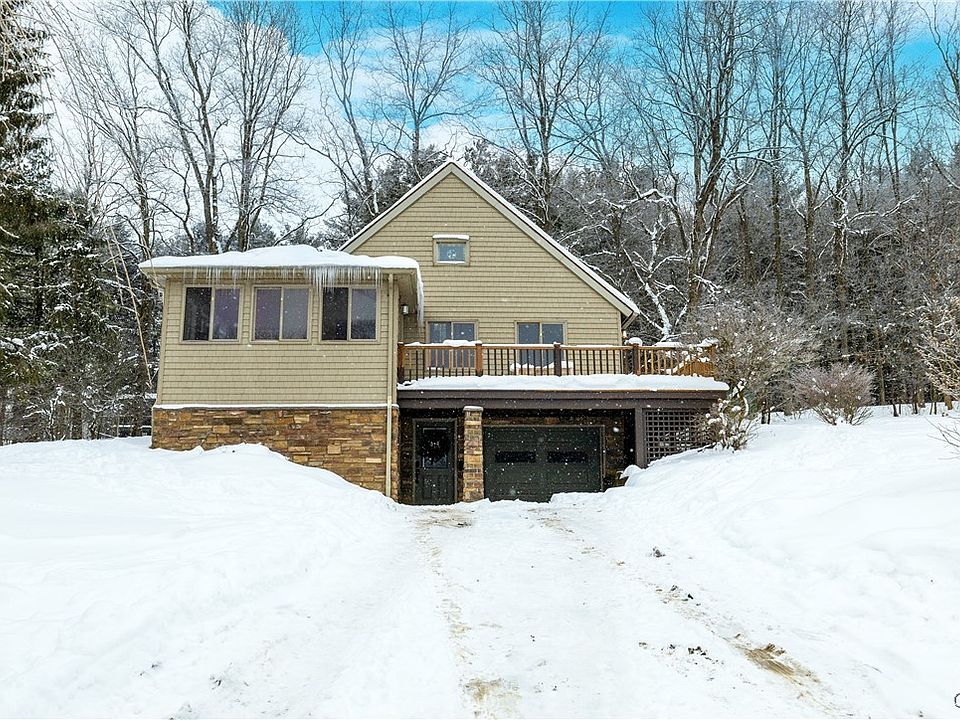 1st image of 23 Lincklaen Dr