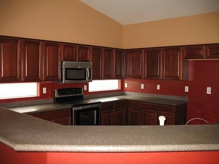 2nd image of 116 S Laura Ln
