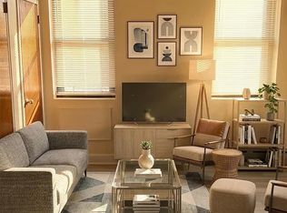 195-24 Jamaica Ave #103, Hollis, NY 11423