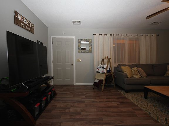 5th image of 506 N Henry St