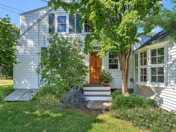 258 River Road, Eliot, ME 03903