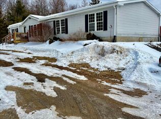 521 Millvale Rd, Bucksport, ME 04416