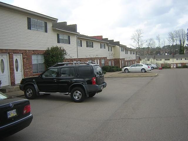 1st image of 1802 Jackson Ave W APT 7