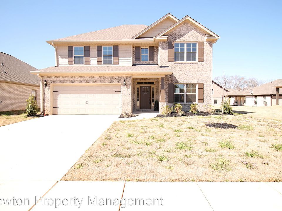1st image of 102 Grove Cir