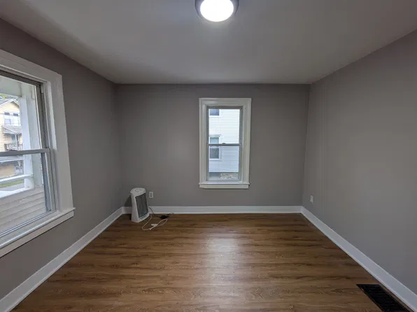 112-114 Smith St #112, Derby, CT 06418