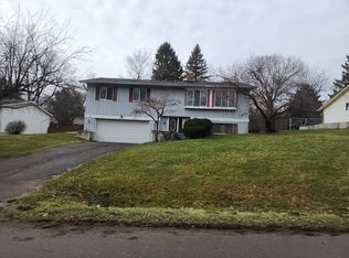 2536 Tricia Dr, Jackson, MI 49201