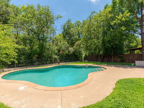 2116 Willow Ct, Little Elm, TX 75068