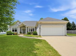 4165 Deer Valley Dr, Marion, IA 52302